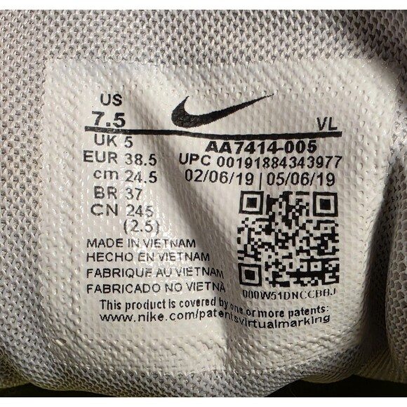 Nike Running Zoom Winflo 5 Sneakers Women 7.5 AA7414-005 Athleisure Comfort Shoe - Picture 8 of 9